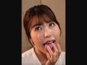 Nam sinh trúng độc đắc được cô giáo nứng lồn bú cu